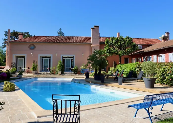 Alojamento de Acomodação e Pequeno-almoço La Casa Color 3*