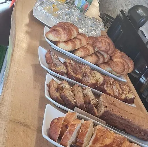 La Casa Color Alojamento de Acomodação e Pequeno-almoço Lamagdelame