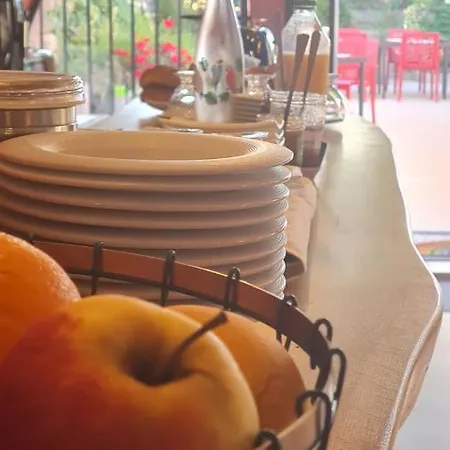 Couette-café La Casa Color Lamagdelaine