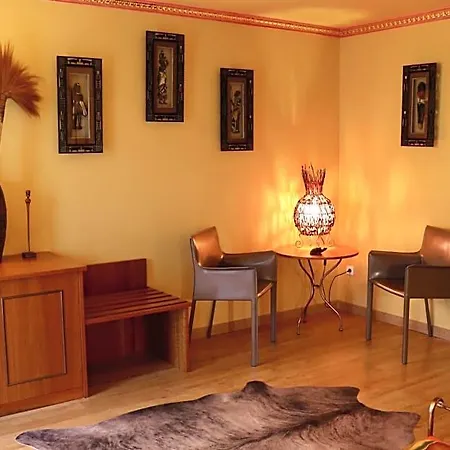 La Casa Color 3*