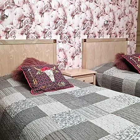 La Casa Color Bed & Breakfast